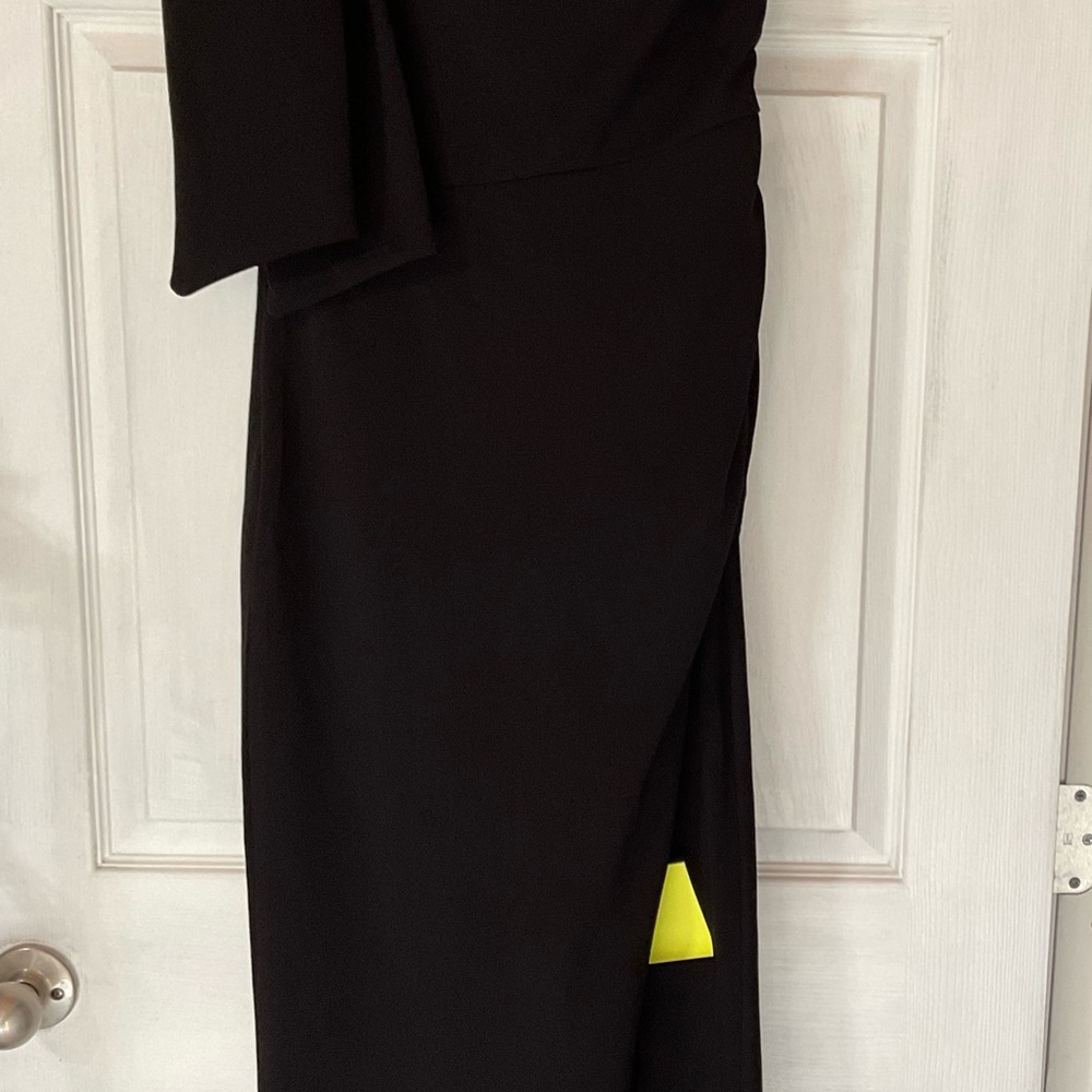 One-Shoulder Black Evening Dress with Side Slit - Picture 5 of 13